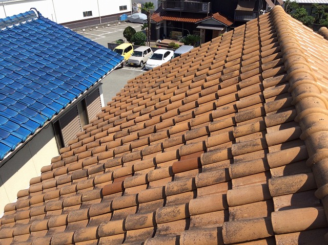 加古川市　Ｓ瓦屋根全体の状況確認